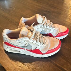 Nike Air / Men’s size 10.